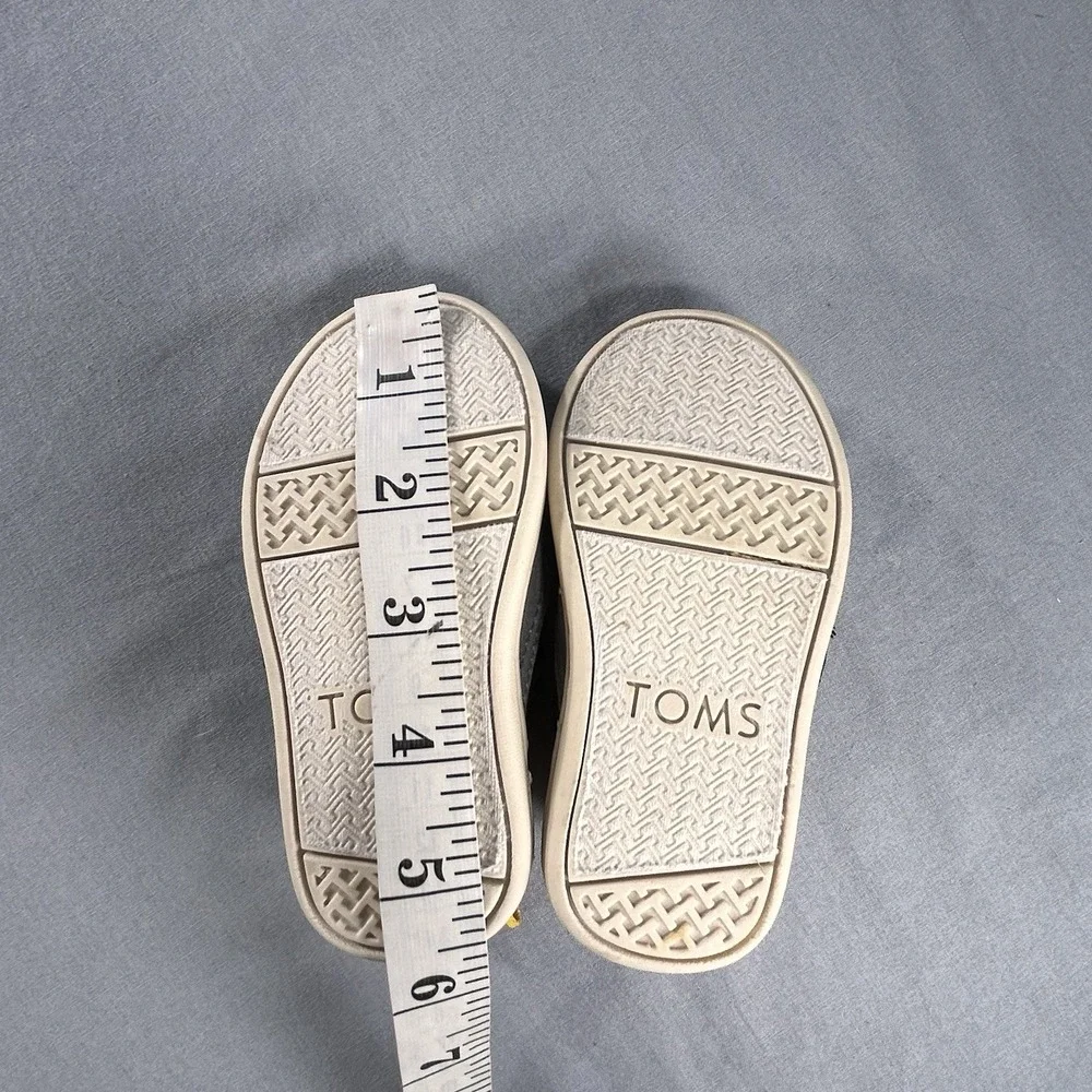 TOMS X Tonka Trucks Toddler Boys' Tiny Alpargata Slip-On Shoes Boys Size‎ 5